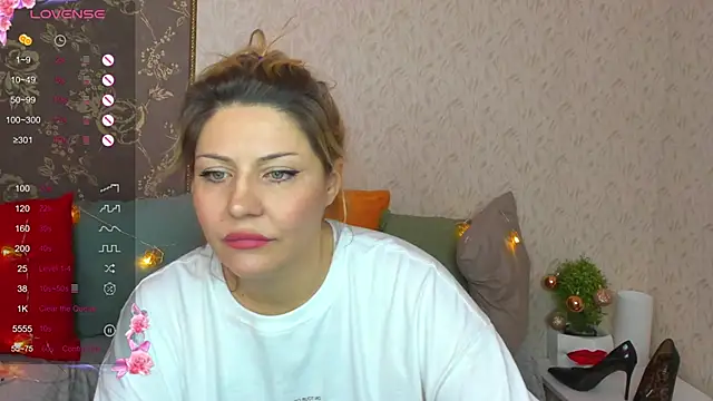 Snapshot of fucking_punishment chatting on December 15, 2024, 3:13 am fucking punishment online show from December 15, 2024, 3:13 am