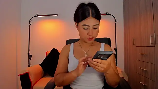 cloy baby   online show from November 25, 2025, 10:48 am