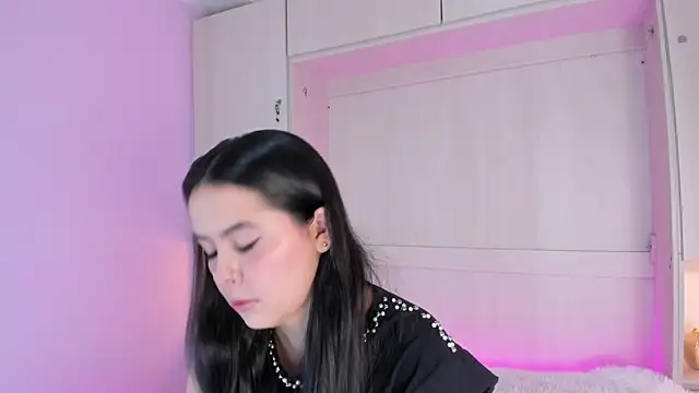 valerymeyerr online show from October 1, 2025, 4:18 am