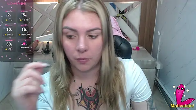 Paula b  online show from May 14, 2026, 12:56 pm