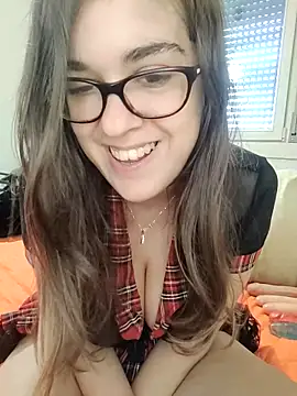 Miachan LaGattinaVogliosa online show from October 3, 2025, 1:08 pm