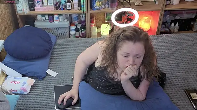 MiniNatalie online show from March 25, 2026, 5:13 am