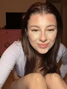 Mia-Minou online show from February 1, 2026, 5:00 pm