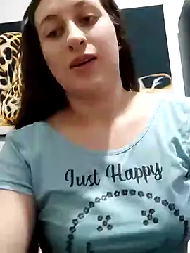 Snapshot of dulccemaria24 chatting on December 15, 2024, 4:18 am dulccemaria24 online show from December 15, 2024, 4:18 am