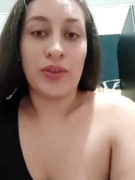 Snapshot of dulccemaria24 chatting on February 18, 2025, 3:21 am dulccemaria24 online show from February 18, 2025, 3:21 am