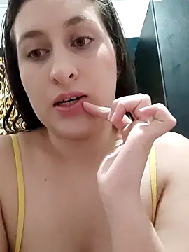 Snapshot of dulccemaria24 chatting on March 15, 2025, 6:10 pm dulccemaria24 online show from March 15, 2025, 6:10 pm