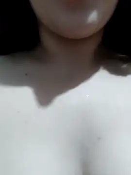 Snapshot of dulccemaria24 chatting on March 22, 2025, 1:00 am dulccemaria24 online show from March 22, 2025, 1:00 am