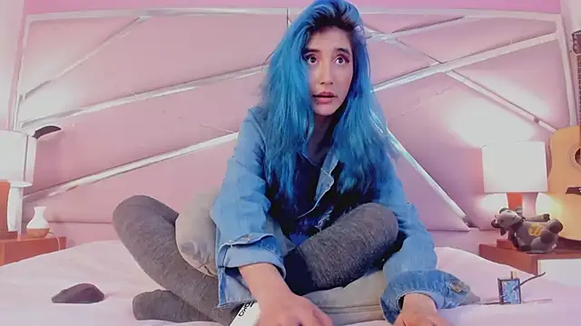 Snapshot of Lunapage chatting on March 7, 2025, 7:16 pm Lunapage online show from March 7, 2025, 7:16 pm