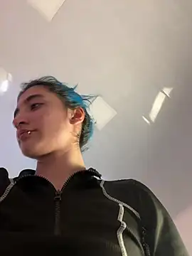 Snapshot of Lunapage chatting on March 8, 2025, 1:03 pm Lunapage online show from March 8, 2025, 1:03 pm