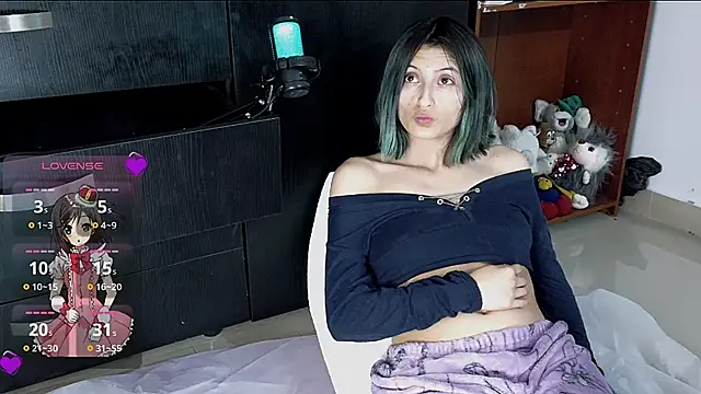 Snapshot of Camila---torres chatting on April 8, 2026, 3:50 am Camila---torres online show from April 8, 2026, 3:50 am