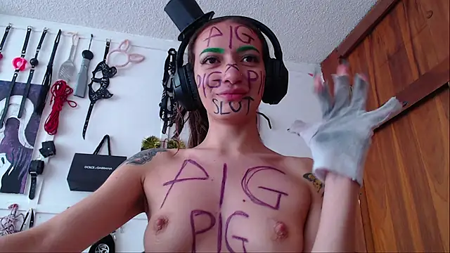 Eloise-brown online show from February 28, 2025, 4:10 pm