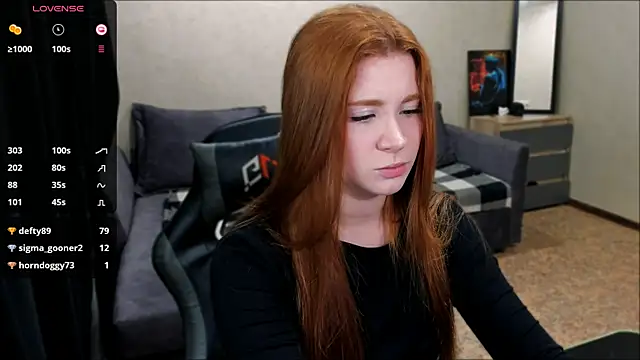 Snapshot of Freckle_Diyana chatting on December 11, 2024, 1:58 am Freckle Diyana online show from December 11, 2024, 1:58 am