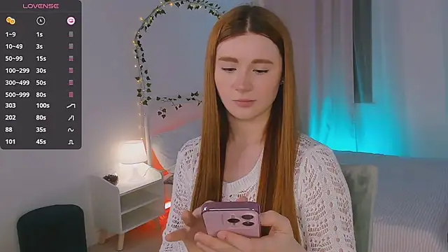 Snapshot of Freckle_Diyana chatting on January 23, 2025, 5:45 am Freckle Diyana online show from January 23, 2025, 5:45 am