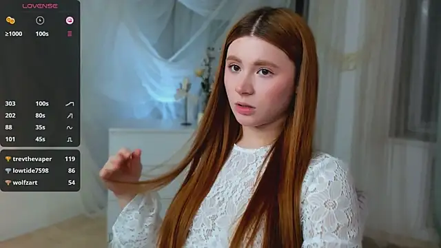 Snapshot of Freckle_Diyana chatting on February 1, 2025, 3:30 am Freckle Diyana online show from February 1, 2025, 3:30 am