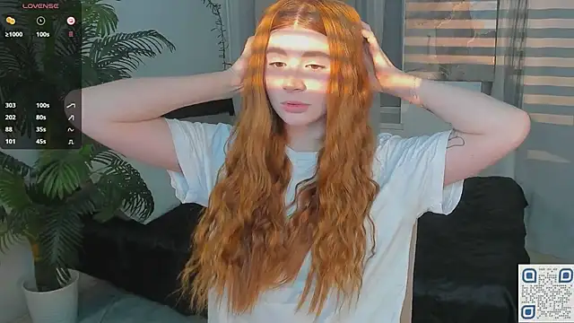 Snapshot of Freckle_Diyana chatting on February 23, 2025, 10:42 pm Freckle Diyana online show from February 23, 2025, 10:42 pm