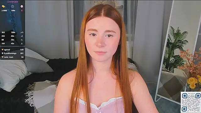 Snapshot of Freckle_Diyana chatting on March 15, 2025, 5:08 am Freckle Diyana online show from March 15, 2025, 5:08 am