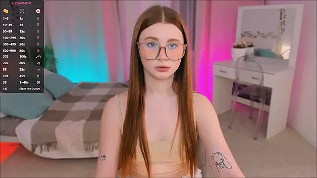 Snapshot of Freckle_Diyana chatting on March 22, 2025, 10:15 pm Freckle Diyana online show from March 22, 2025, 10:15 pm