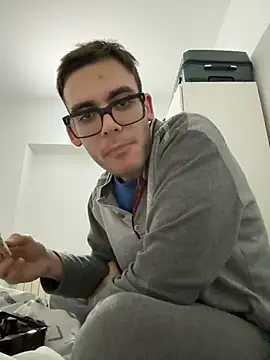 Snapshot of sperakevin98 chatting on November 6, 2025, 2:12 am sperakevin98 online show from November 6, 2025, 2:12 am