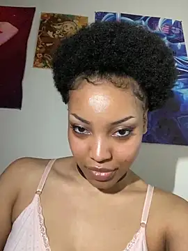 Snapshot of KimiAqua chatting on December 14, 2024, 3:04 pm KimiAqua online show from December 14, 2024, 3:04 pm