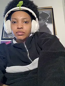 Snapshot of KimiAqua chatting on February 24, 2025, 2:58 pm KimiAqua online show from February 24, 2025, 2:58 pm