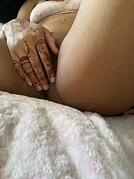 Snapshot of KimiAqua chatting on March 18, 2025, 4:26 pm KimiAqua online show from March 18, 2025, 4:26 pm