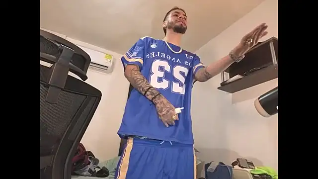 Snapshot of badanyboy chatting on March 28, 2026, 9:58 pm badanyboy online show from March 28, 2026, 9:58 pm