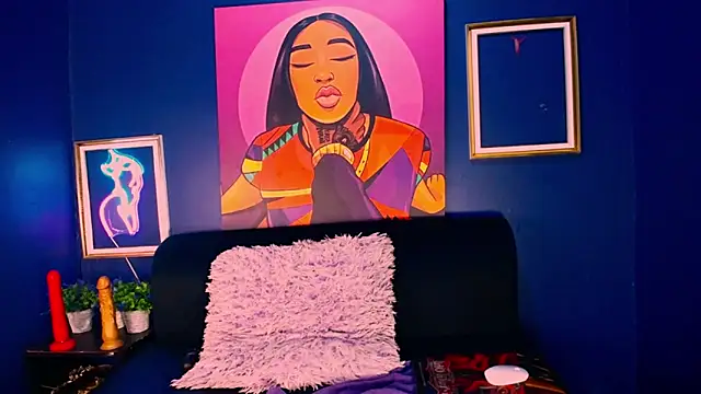 Snapshot of MsTashaxxx chatting on December 5, 2024, 11:07 pm MsTashaxxx online show from December 5, 2024, 11:07 pm