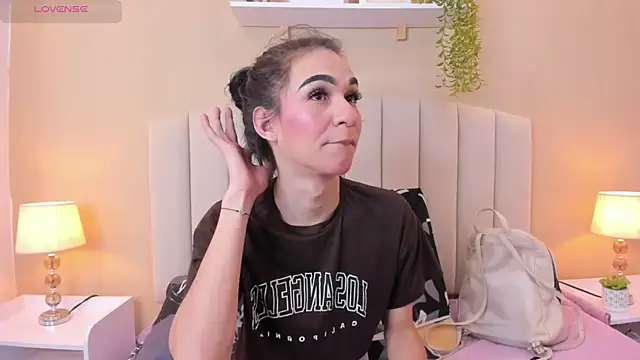 Snapshot of Mia_thompson_19 chatting on January 16, 2026, 7:40 pm Mia thompson 19 online show from January 16, 2026, 7:40 pm