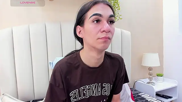 Snapshot of Mia_thompson_19 chatting on February 14, 2026, 7:54 pm Mia thompson 19 online show from February 14, 2026, 7:54 pm