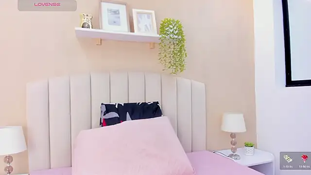 Snapshot of Mia_thompson_19 chatting on February 17, 2026, 7:31 pm Mia thompson 19 online show from February 17, 2026, 7:31 pm