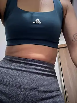 Snapshot of Sammantha_Grey chatting on March 10, 2025, 12:37 pm Sammantha Grey online show from March 10, 2025, 12:37 pm