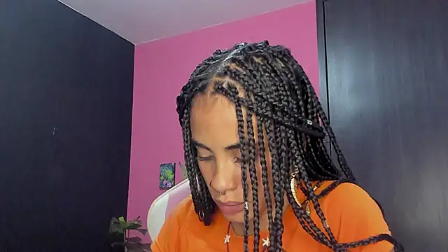 Juanadearco5 online show from December 5, 2024, 2:20 am