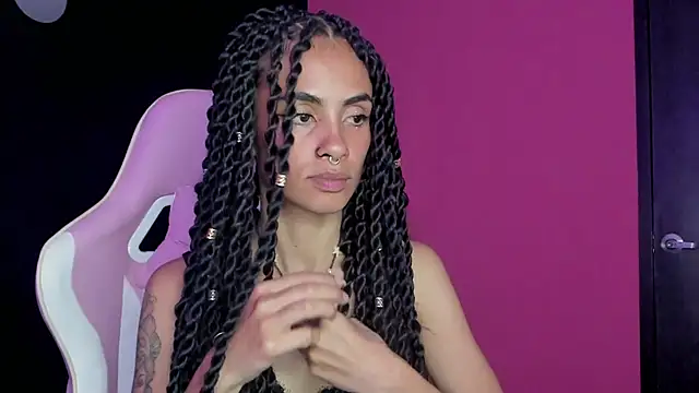 Juanadearco5 online show from January 15, 2025, 10:13 pm