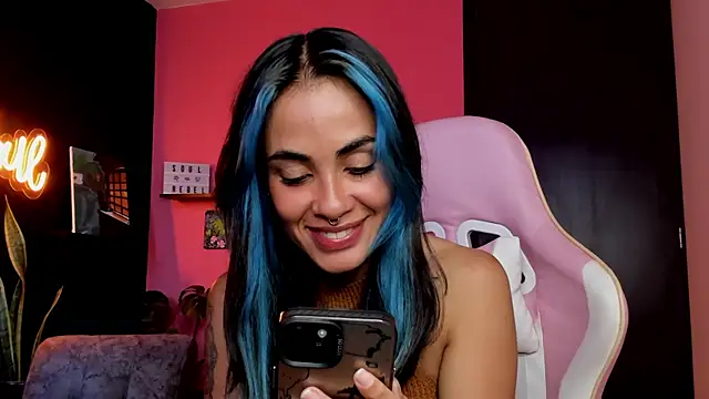 Juanadearco5 online show from October 10, 2025, 9:14 pm