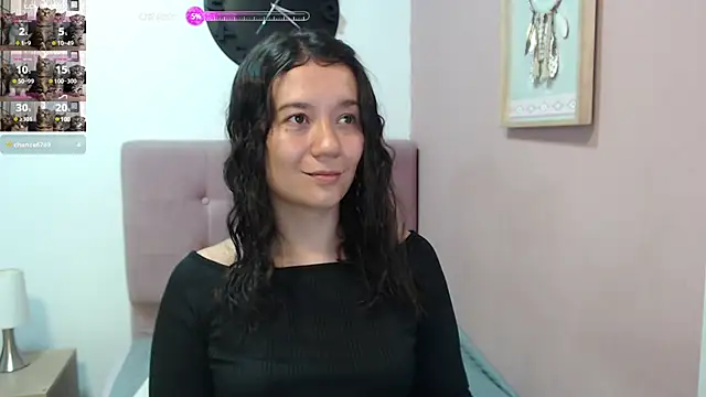 Snapshot of lanna_1878 chatting on February 12, 2025, 1:48 pm lanna 1878 online show from February 12, 2025, 1:48 pm
