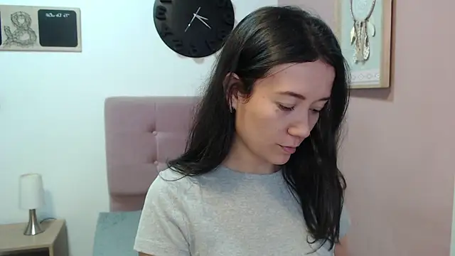 Snapshot of lanna_1878 chatting on March 21, 2025, 1:23 pm lanna 1878 online show from March 21, 2025, 1:23 pm