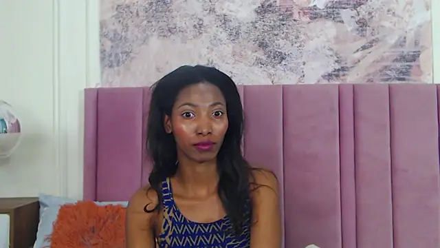 SabrinaDevill online show from December 17, 2025, 1:06 pm