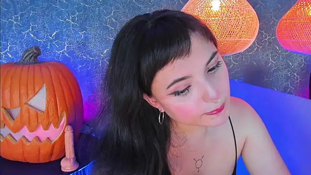 Snapshot of elizabethtaylorxxx chatting on November 2, 2025, 6:10 pm elizabethtaylorxxx online show from November 2, 2025, 6:10 pm