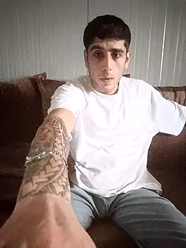 arenn1997 online show from February 7, 2026, 12:20 pm