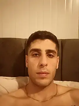 arenn1997 online show from February 22, 2026, 11:36 pm