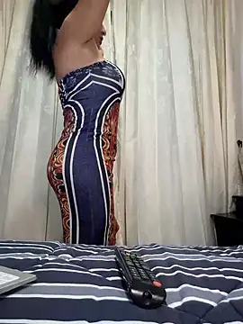 Snapshot of viollett_28 chatting on January 22, 2025, 12:27 am viollett 28 online show from January 22, 2025, 12:27 am