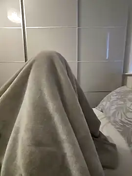 Hardmard online show from January 2, 2025, 2:02 pm