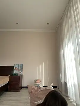 Hott Lolla online show from November 26, 2025, 8:37 am