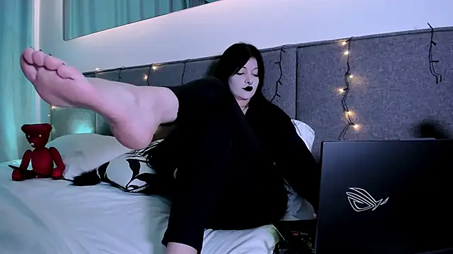 Snapshot of _Goddess_Misha_ chatting on December 7, 2024, 9:22 pm Goddess Misha online show from December 7, 2024, 9:22 pm