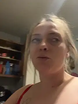 Snapshot of lezbean24 chatting on February 3, 2026, 2:53 am lezbean24 online show from February 3, 2026, 2:53 am