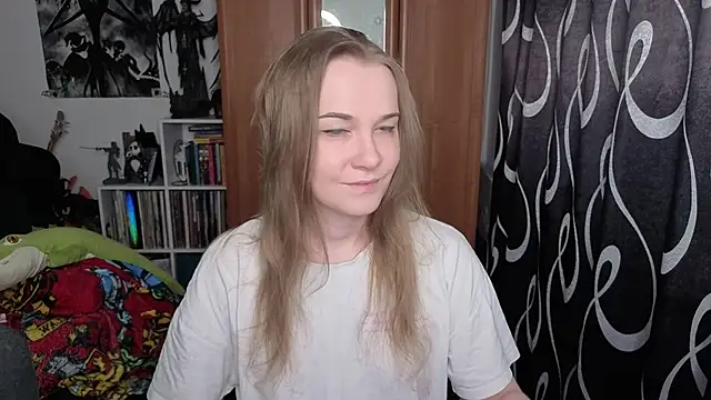 stellablondy online show from June 13, 2026, 1:09 pm