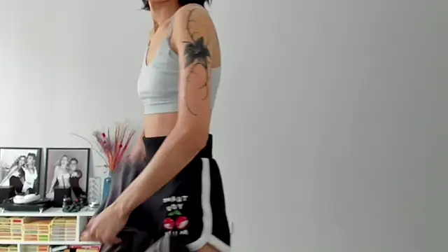 ailey chao online show from November 19, 2025, 3:28 am