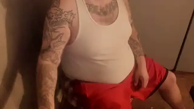 chubbycloudybottom online show from April 18, 2026, 5:33 am