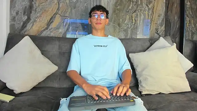 Daviid laidd online show from October 8, 2025, 8:28 pm