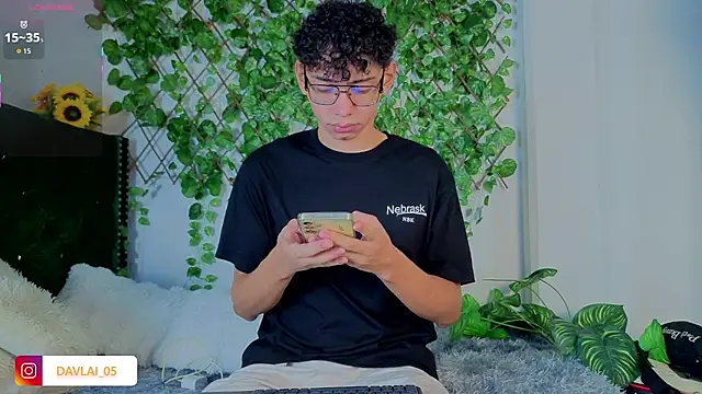 Daviid laidd online show from November 14, 2025, 5:55 pm